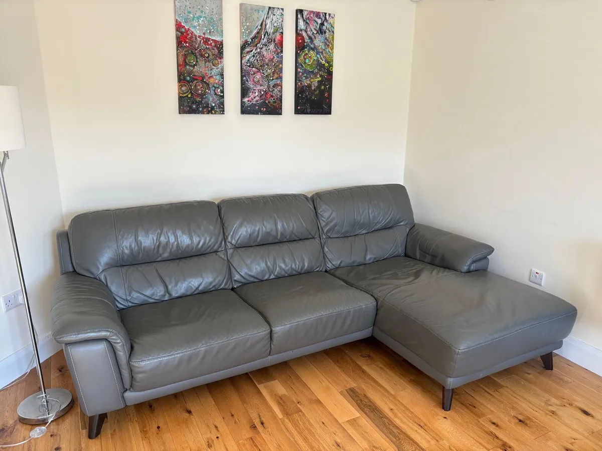 Leather sofa - Image 2
