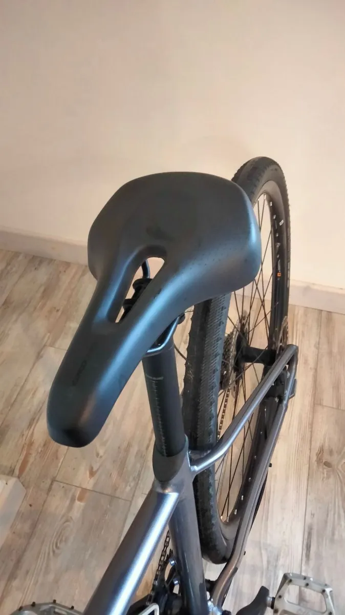 Giant Thrive LIV Ladies bike (size XS) - Image 3