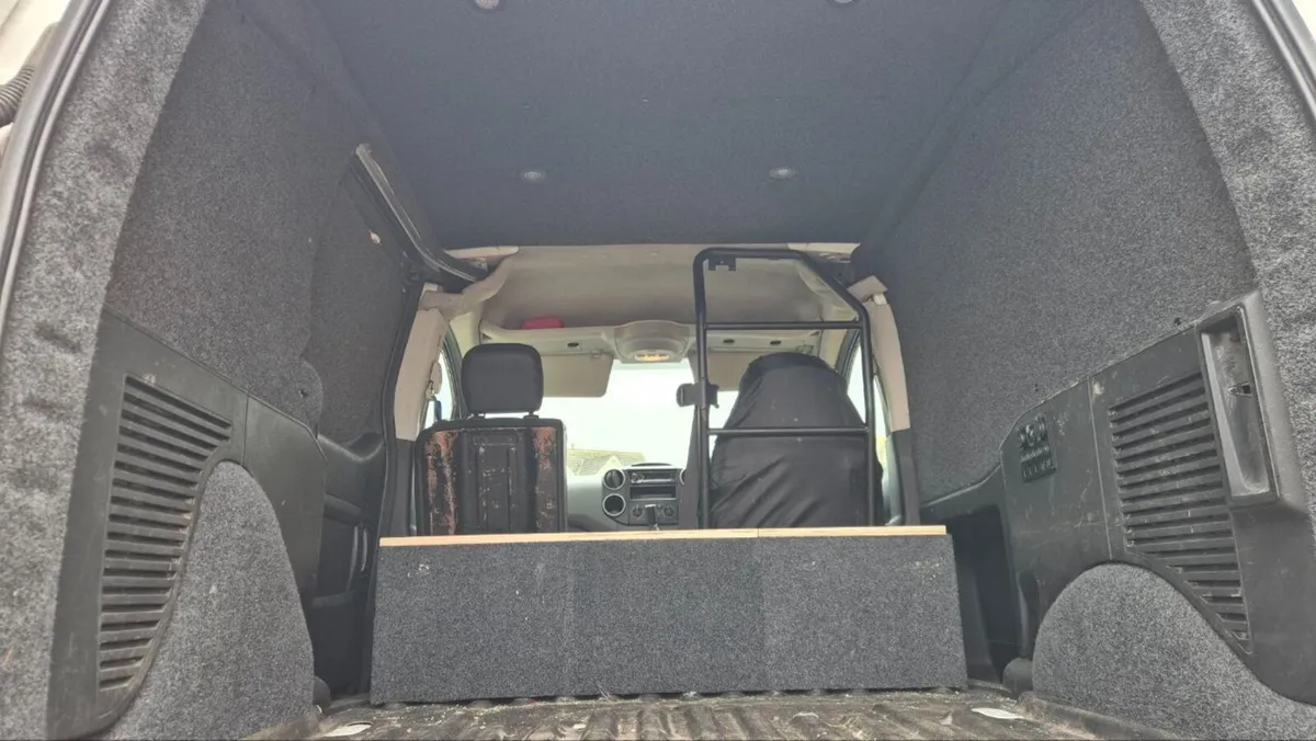 Camper conversion Berlingo 2008 - 2018 - Image 4