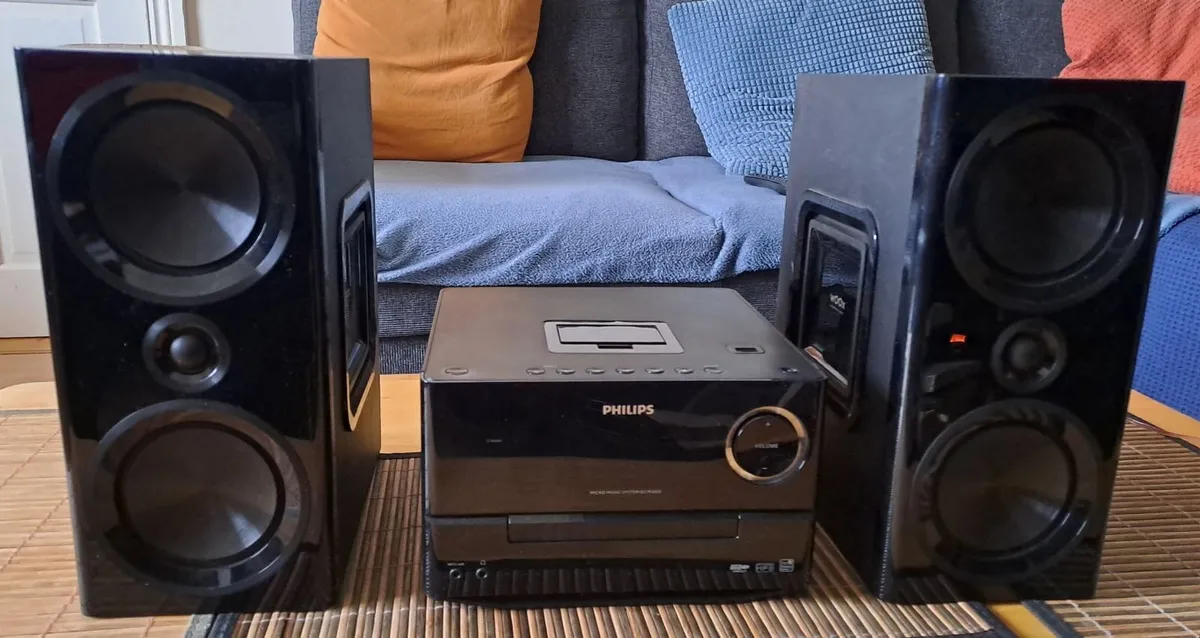 PHILIPS HiFi system - Image 1