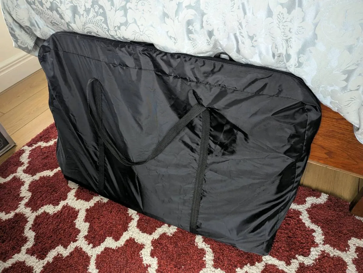 Babylo Next To Me Bedside co-sleeper crib & sheets - Image 3