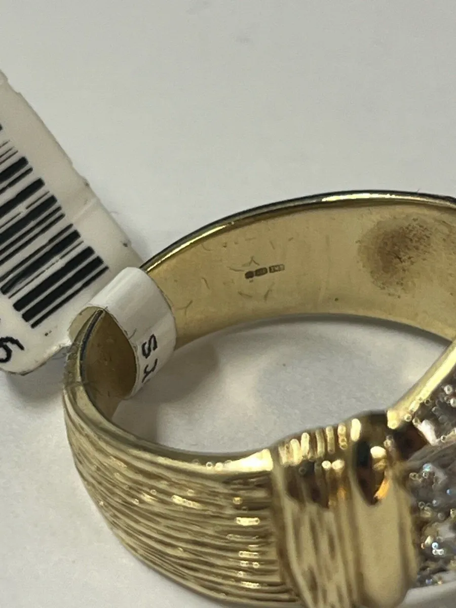 9k gold Cz ring - Image 4