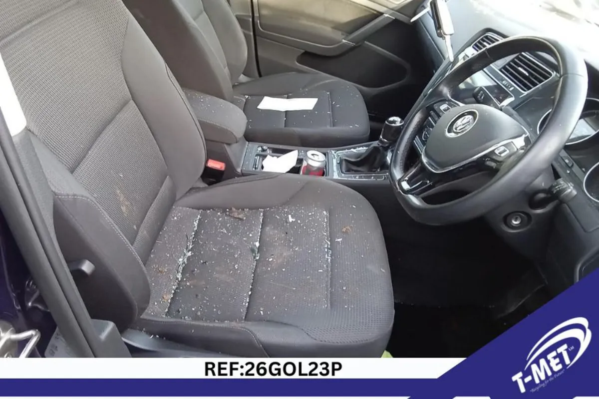 2020 VOLKSWAGEN GOLF BREAKING FOR PARTS - Image 4