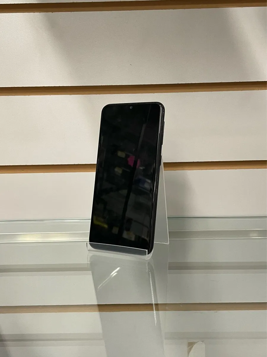 Samsung A20e - Image 2