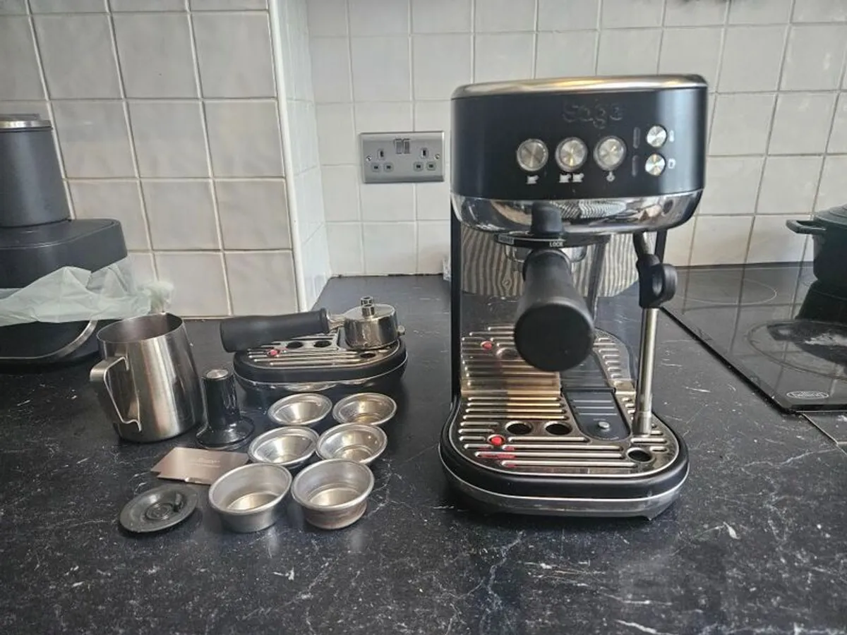 Sage bambino plus coffee machine and 115 euro worth of ground coffee - Image 1