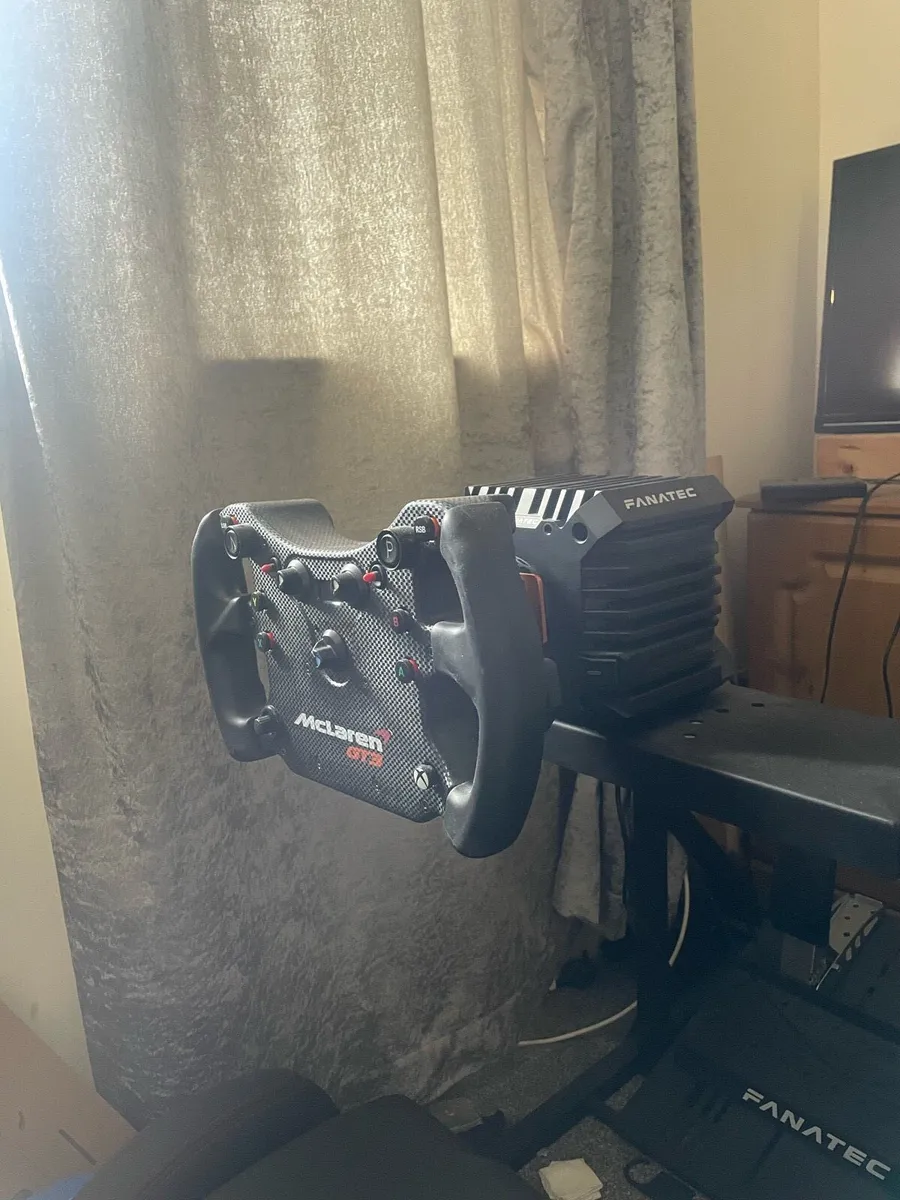 Fanatec CSL DD McLaren + GT Omega Cockpit - Image 2