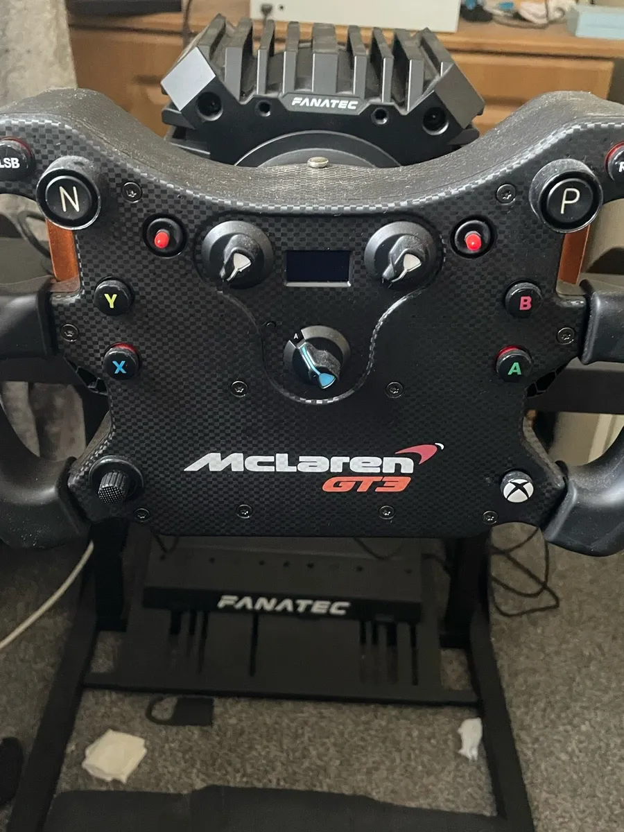Fanatec CSL DD McLaren + GT Omega Cockpit - Image 1