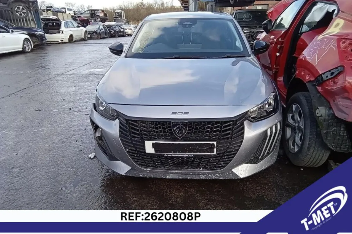 2025 PEUGEOT 208 BREAKING FOR PARTS - Image 4