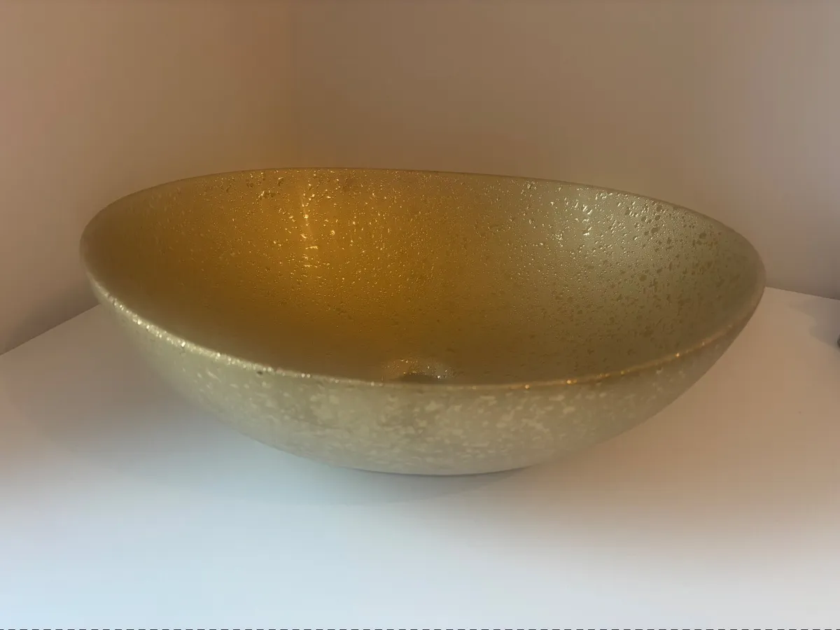Gold Bathroom sink / wash basin - Image 3