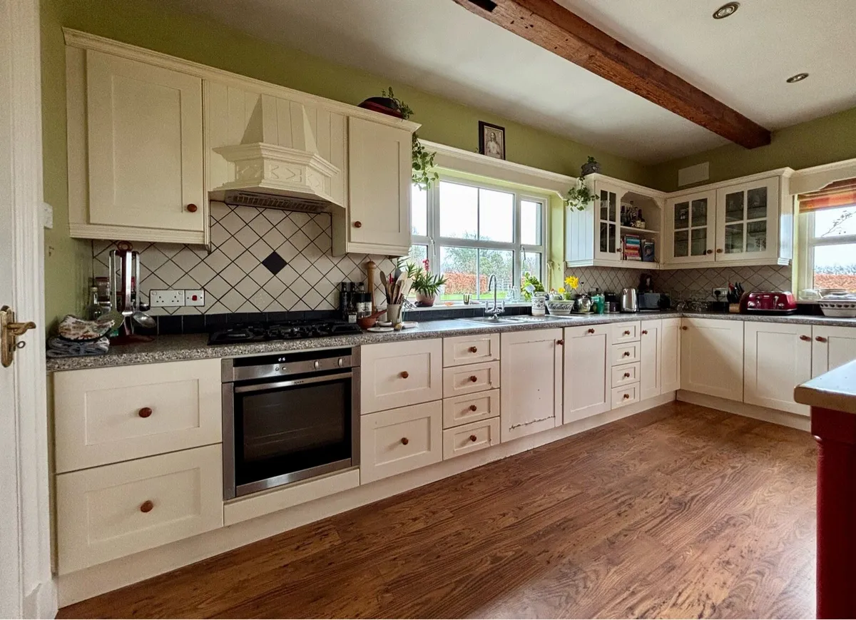 Kitchen units for sale - Image 1