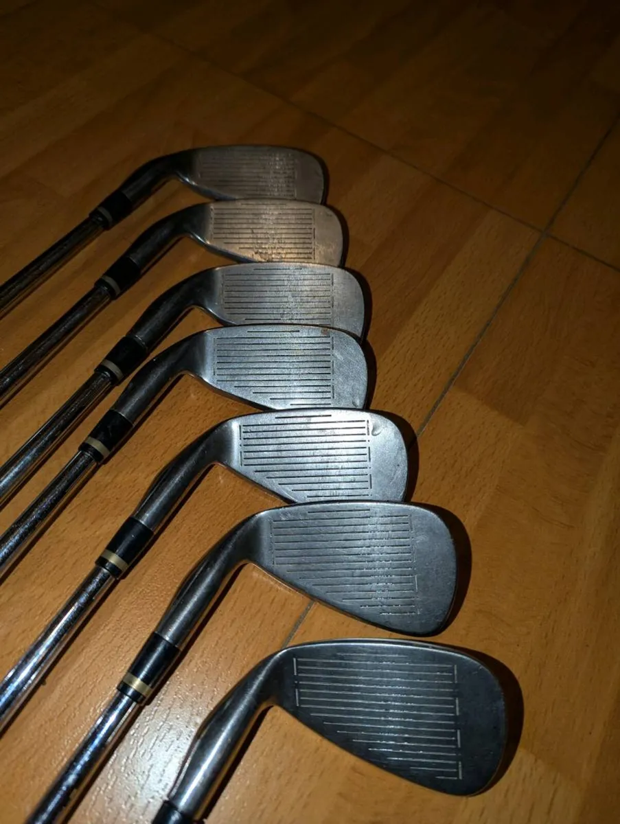 Cobra Gravity Back Irons - Image 4