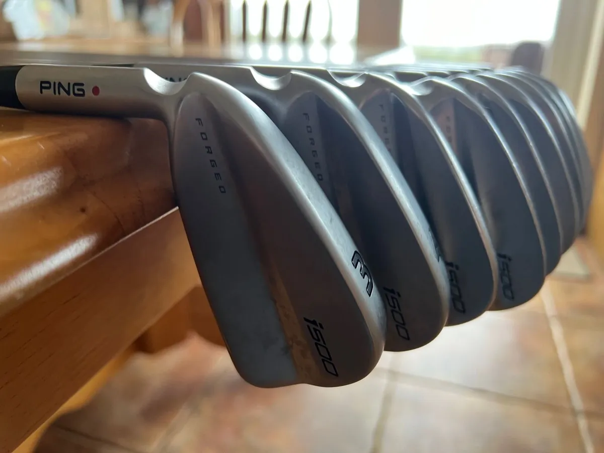 Ping i500 Left Handed Irons - 9 irons (3-PW + UW) - Image 1