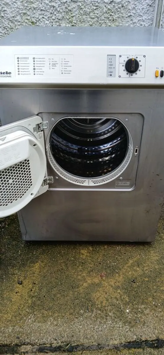 Miele Commercial Gas Dryer - Image 3