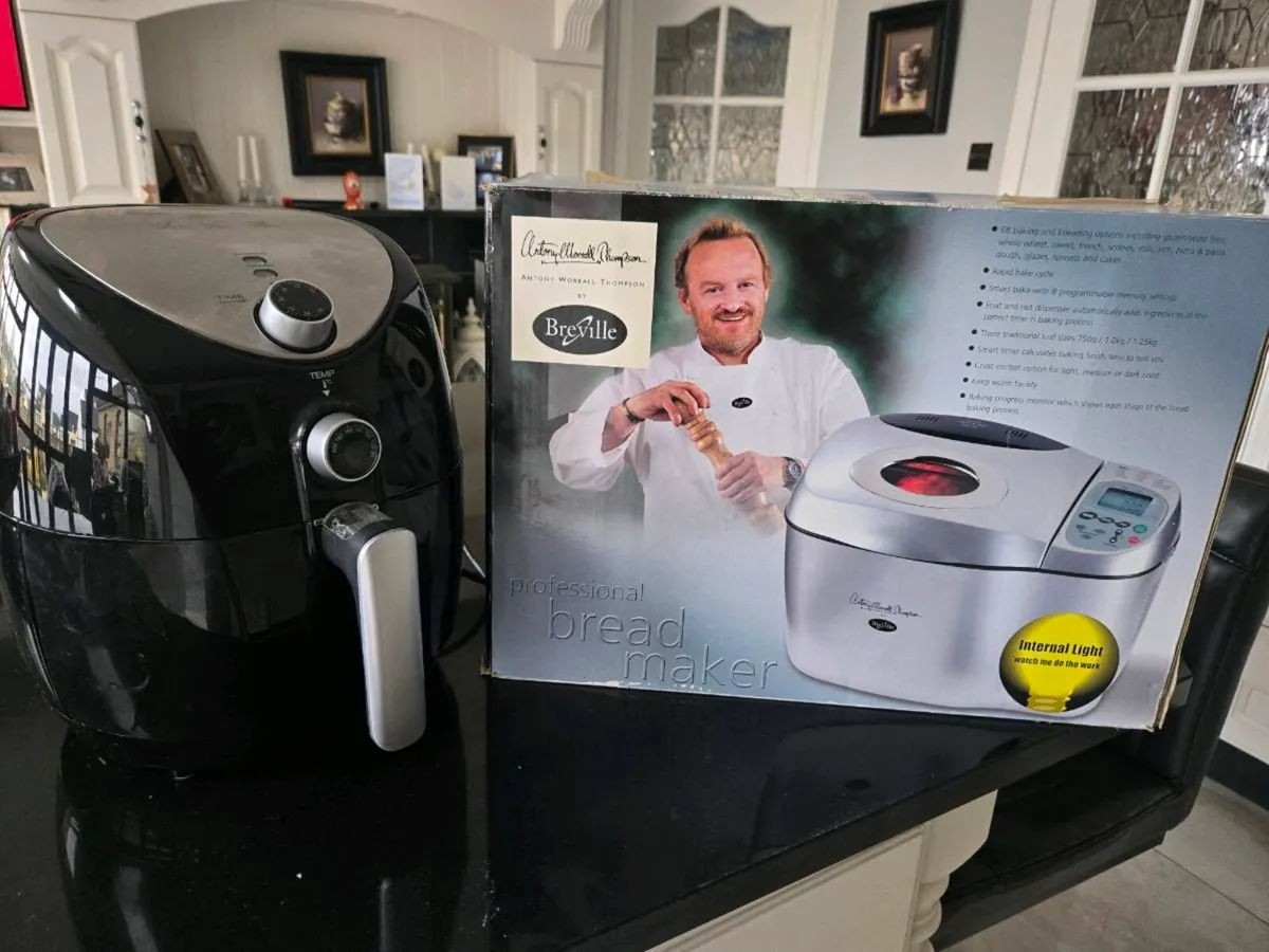Air Fryer and Bread Maker