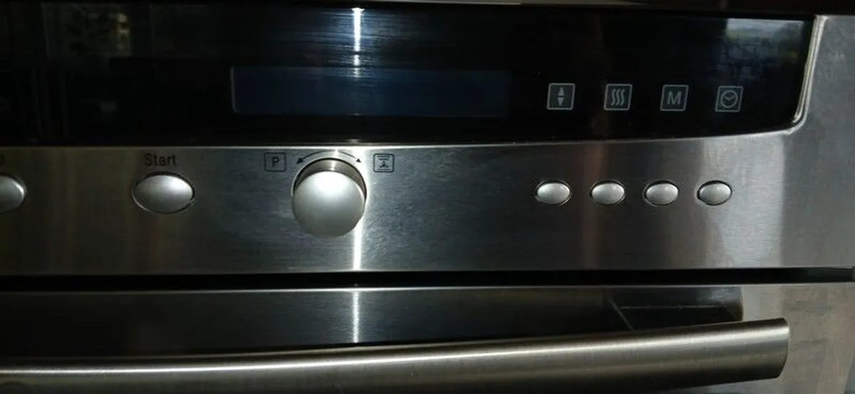 AEG Oven/ Microwave Combo. - Image 2
