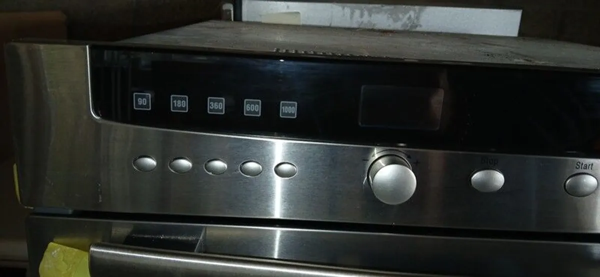 AEG Oven/ Microwave Combo. - Image 3