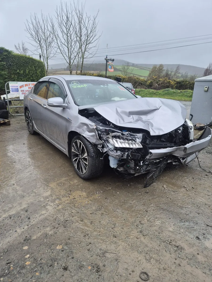 Honda Accord - Breaking only - Image 4