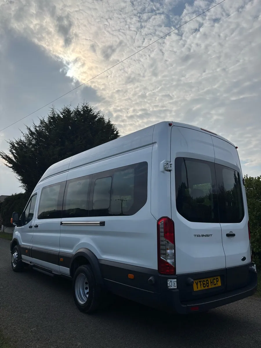2018 Ford transit 17 seater minibus 2.2L - Image 3