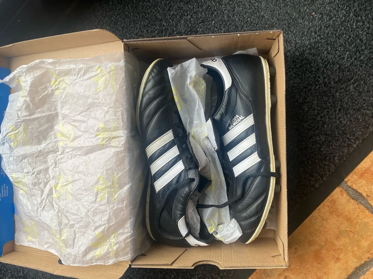 Adidas Copa size 11.5 - Image 2