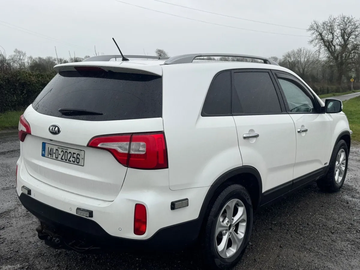 Kia sorento 2.2 6 speed automatic - Image 3