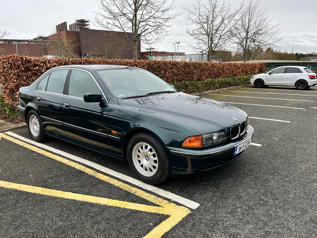 BMW 5-Series 1998 - Image 1