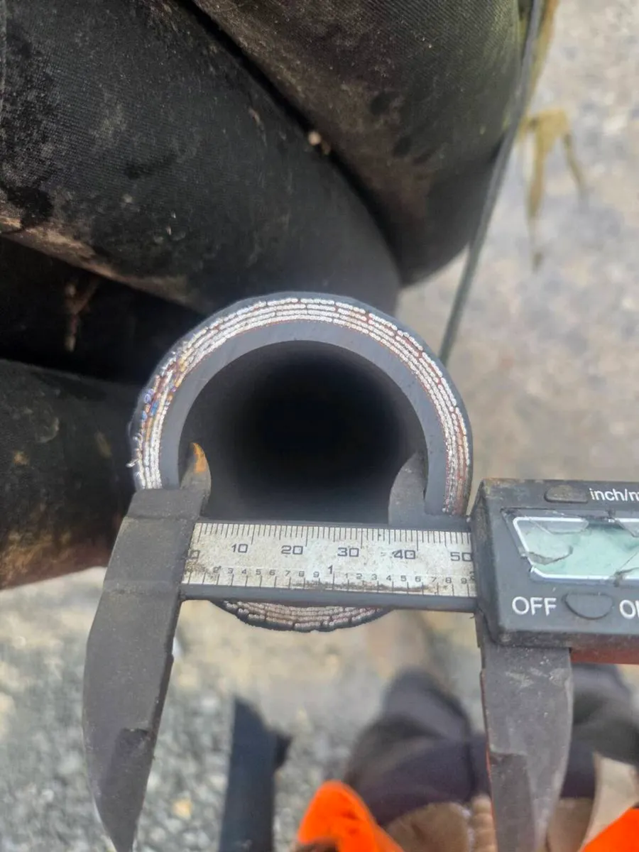 Hydraulic hose - Image 1