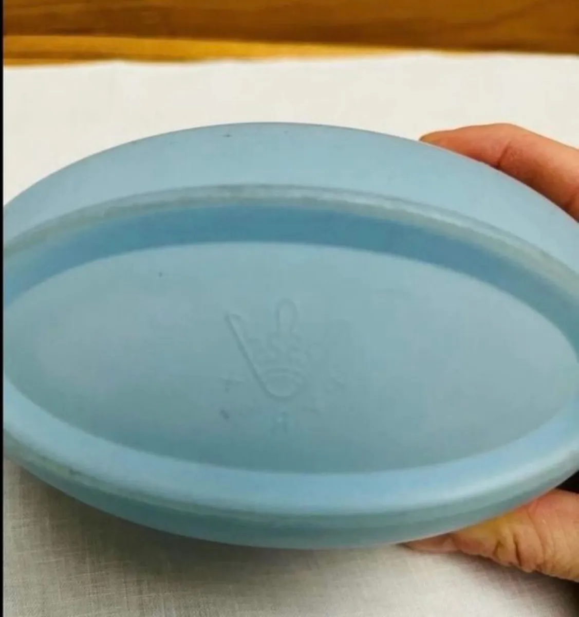 Pyrex gravy boat - Image 4