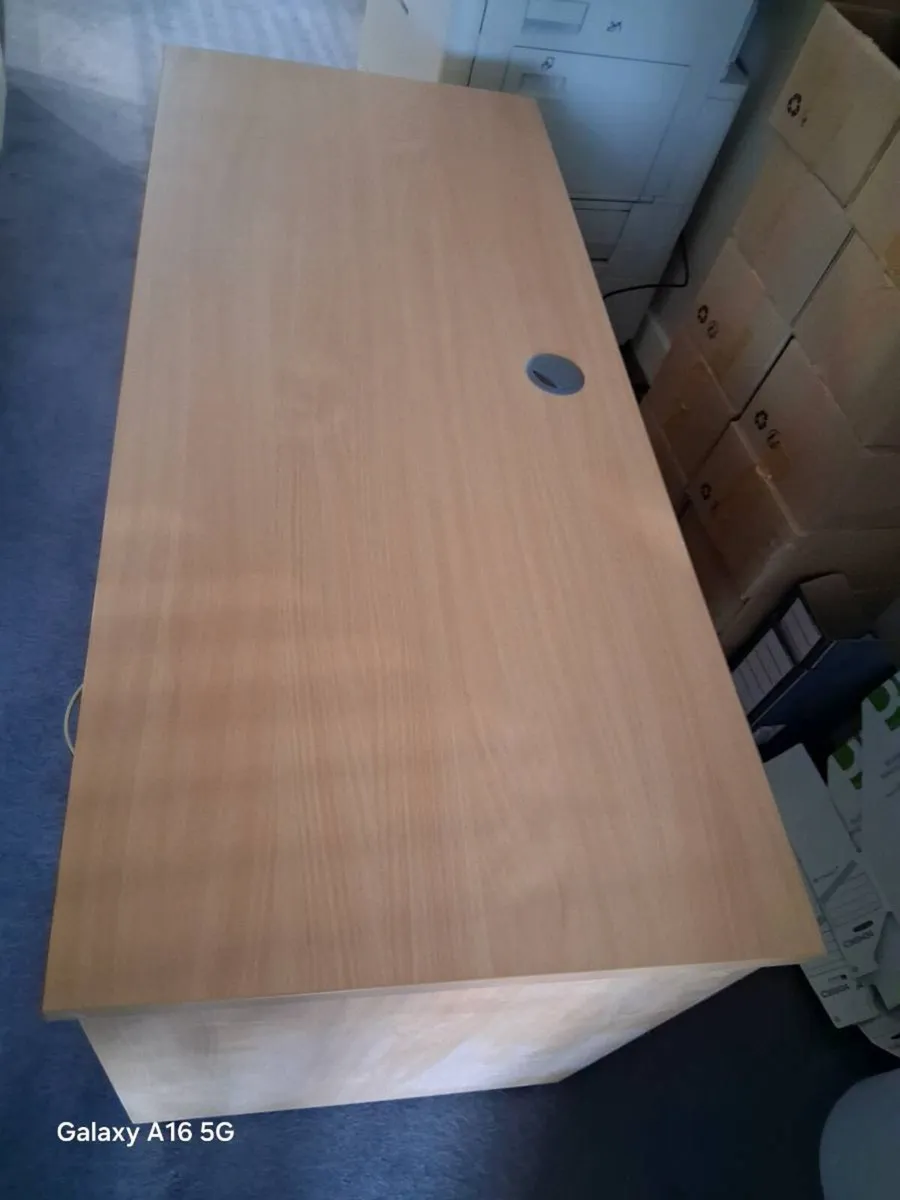 Bedroom table - Image 1