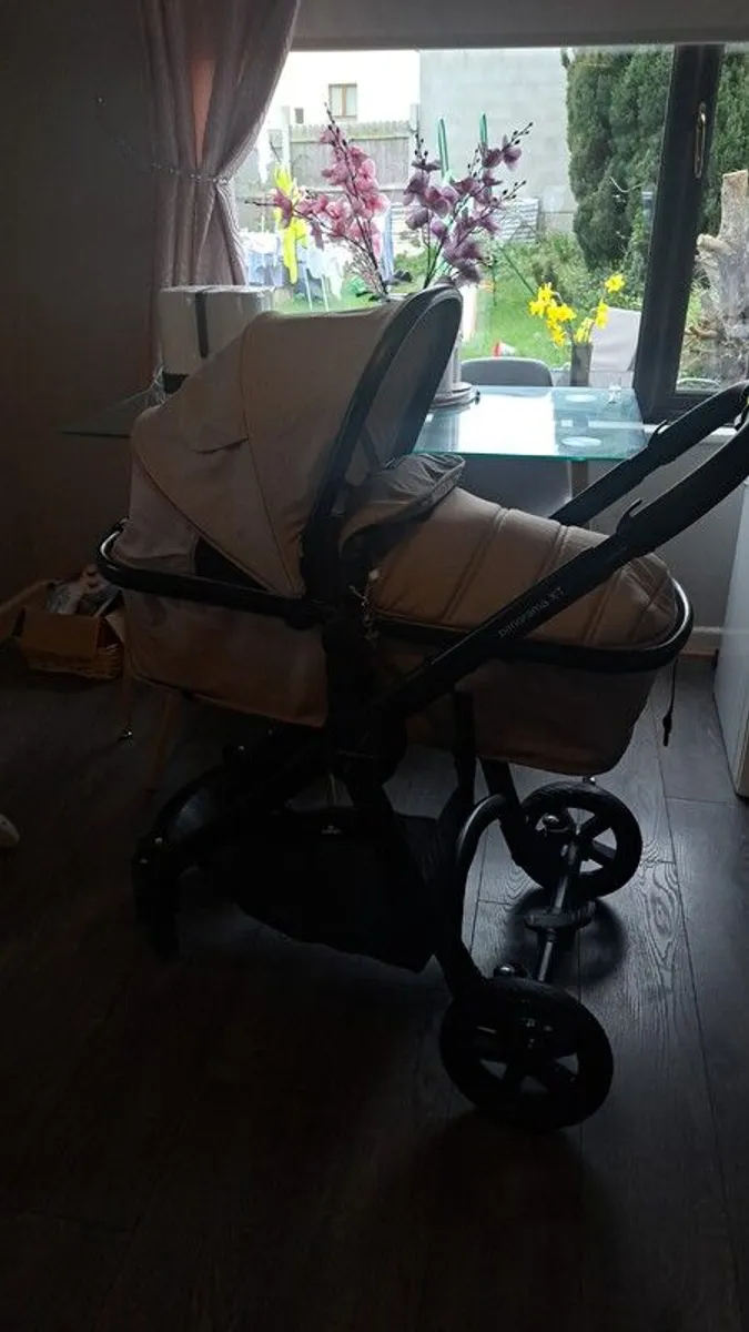 Panorama XTi by Babylo 2-in-1 Travel System with EnfaSafe i-Size R129 Car Seat - Image 2