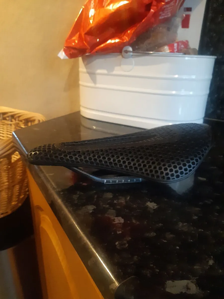 Cycle helmet/saddle - Image 2