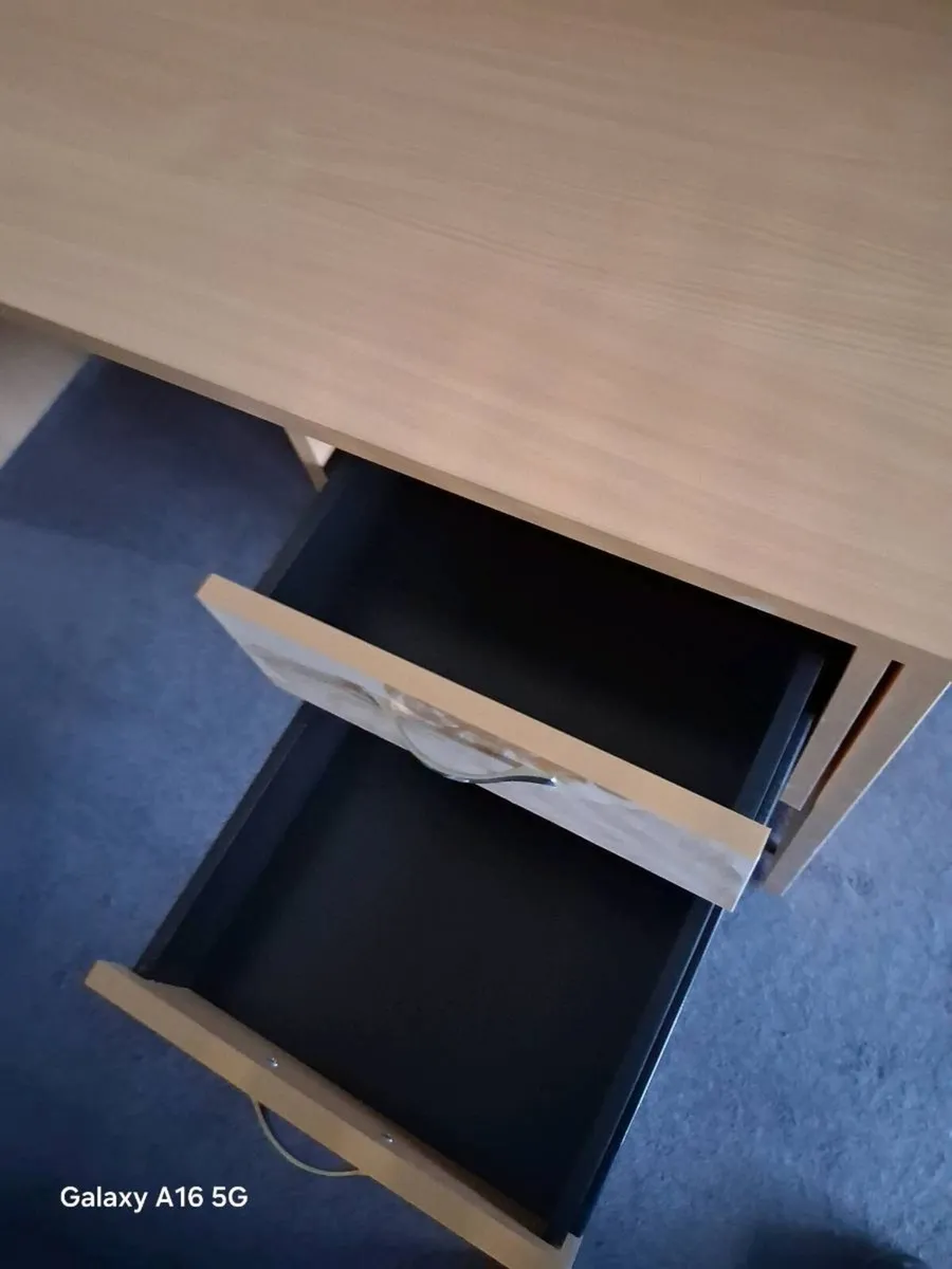 Bedroom table - Image 4