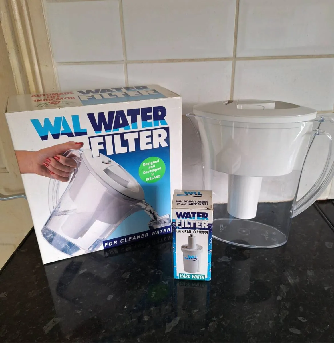Wal water filter jug