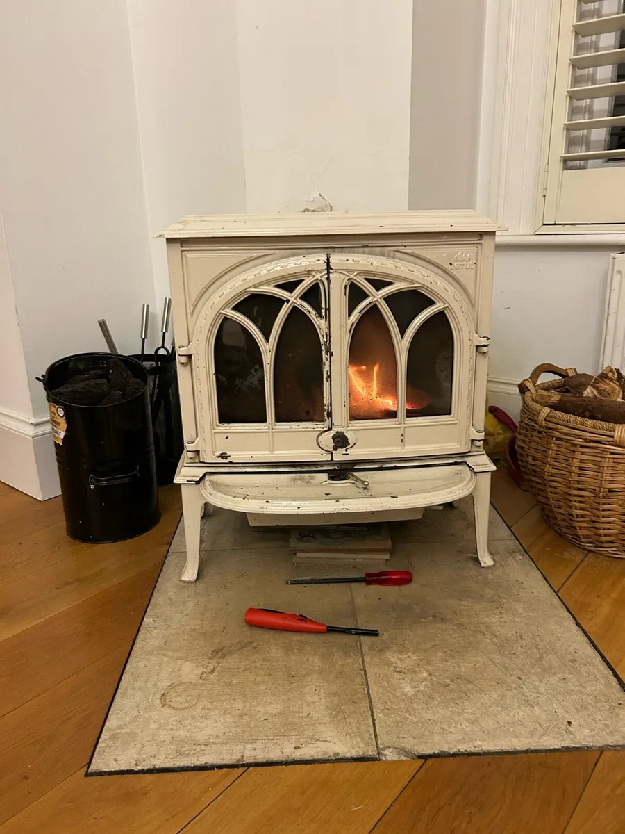 Jotul wood burning stove