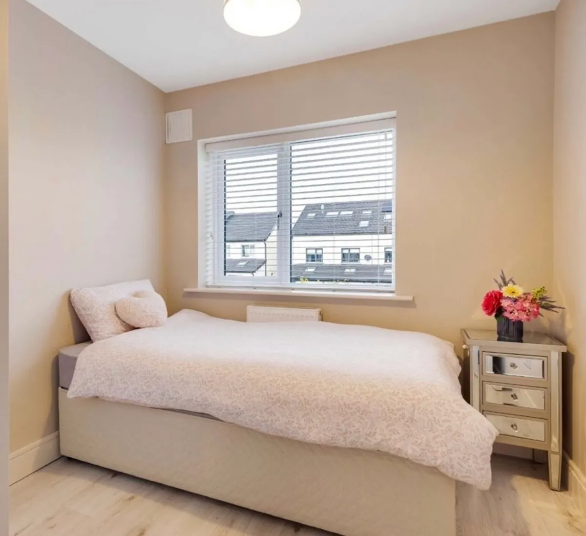 Single Bed with guest bed pull out - Image 1