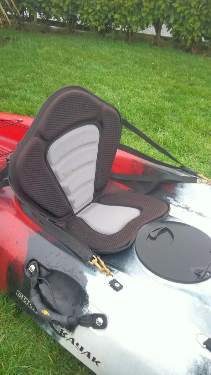 Kayaks €225 each or both for €425. - Image 3