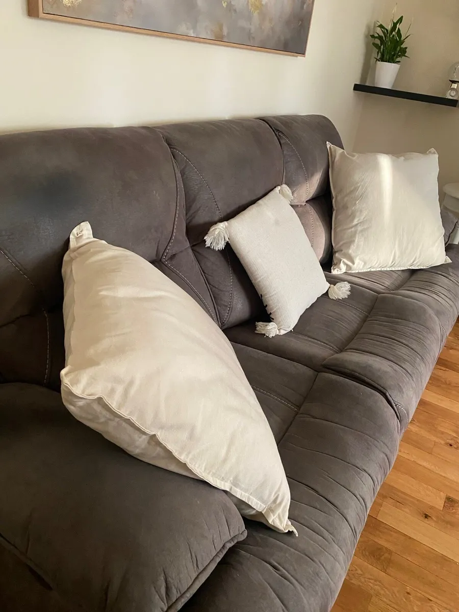 Harvey Norman3&1 electric recliner sofa and armcha - Image 2