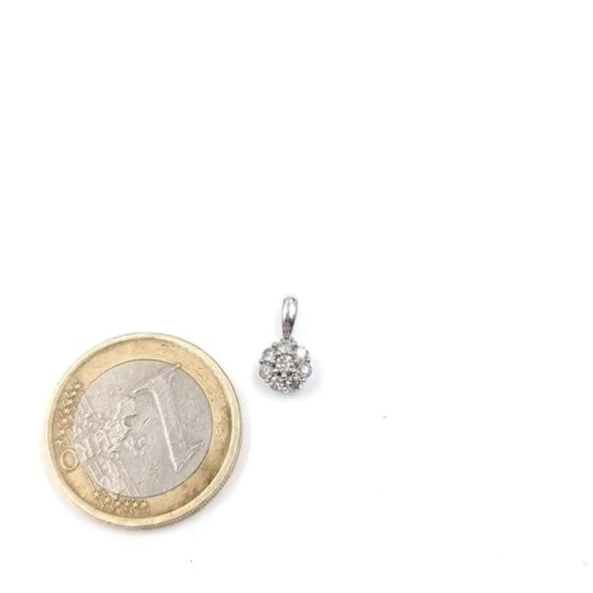 Jewellery-Gold-Diamonds-Gems-Necklaces-Pendants - Image 1