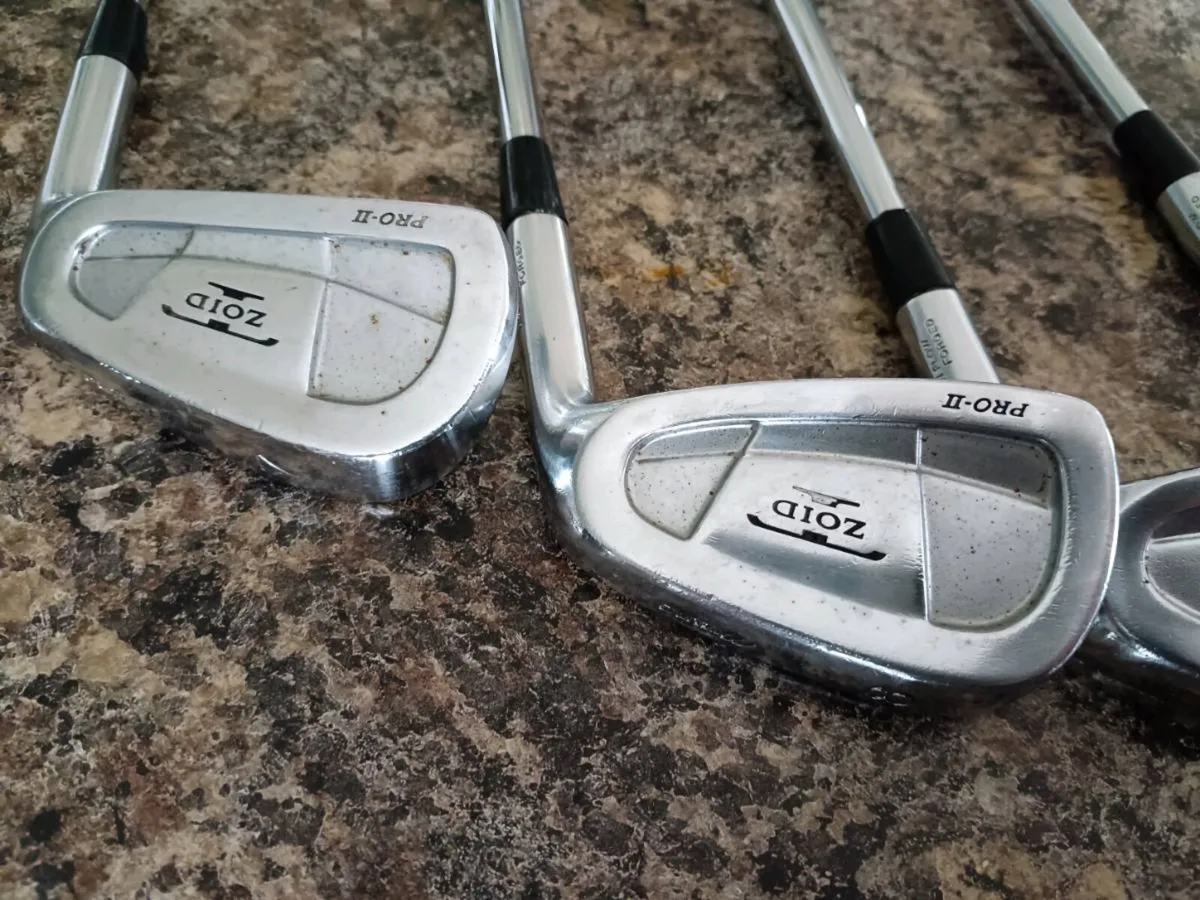 Mizuno Pro 2 Irons. 4-PW. - Image 2