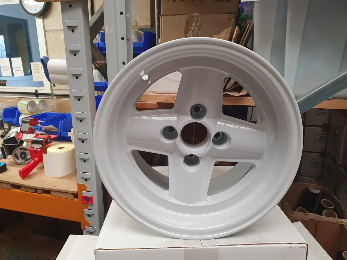 NEW 8x13 White 4 spoke 4/100 - Image 2