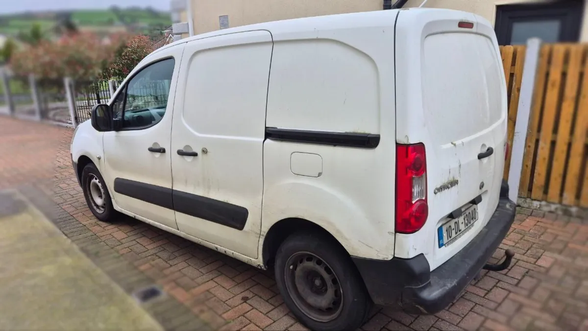 Citroen Berlingo 2010 - Image 2