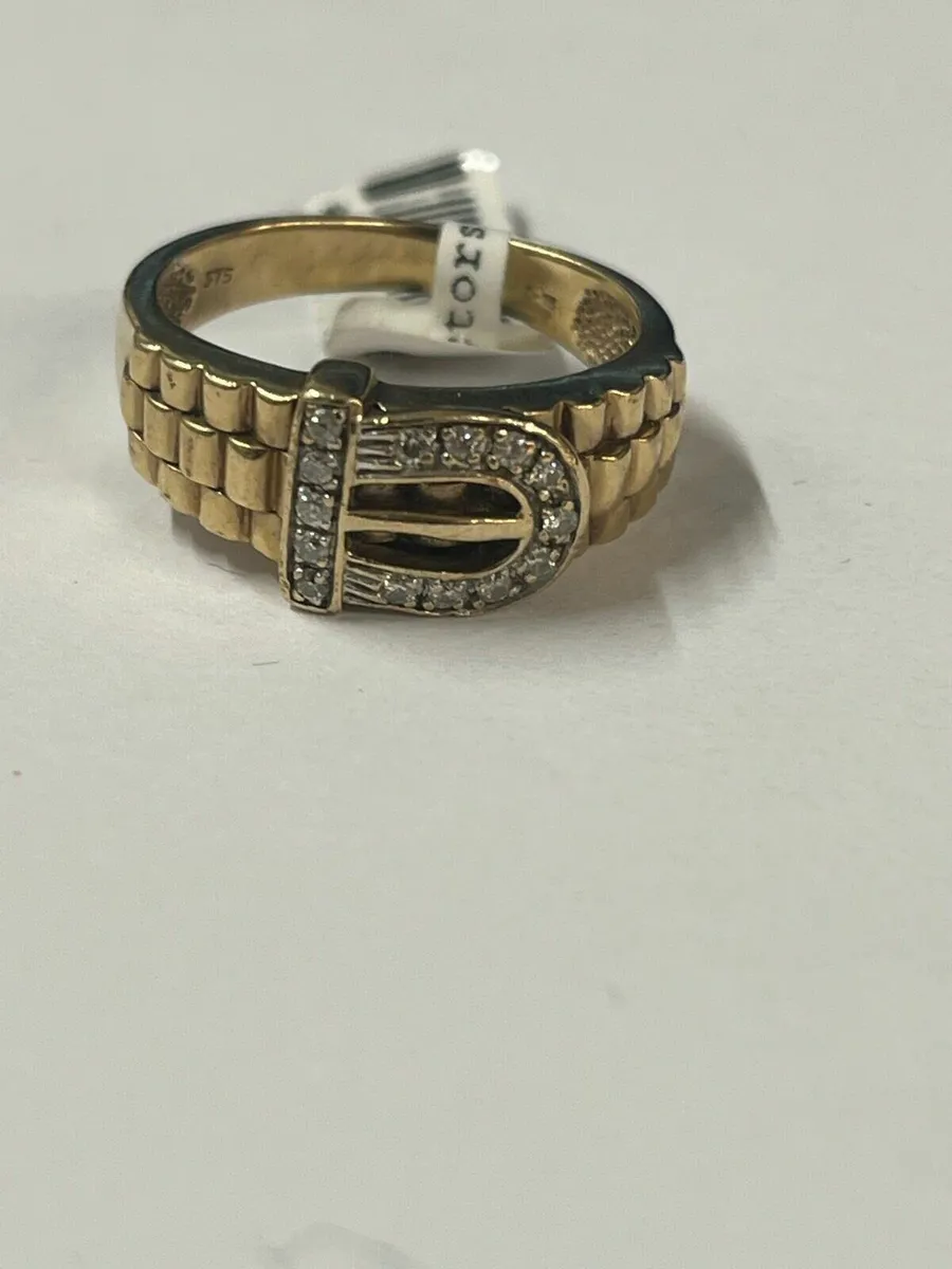 9k gold Cz ring. - Image 2