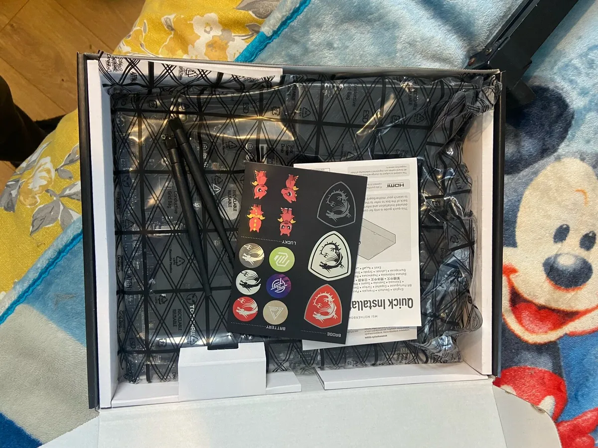 *DAMAGED PIN* MOTHERBOARD MAG B650 TOMOHAWK WI-FI - Image 3