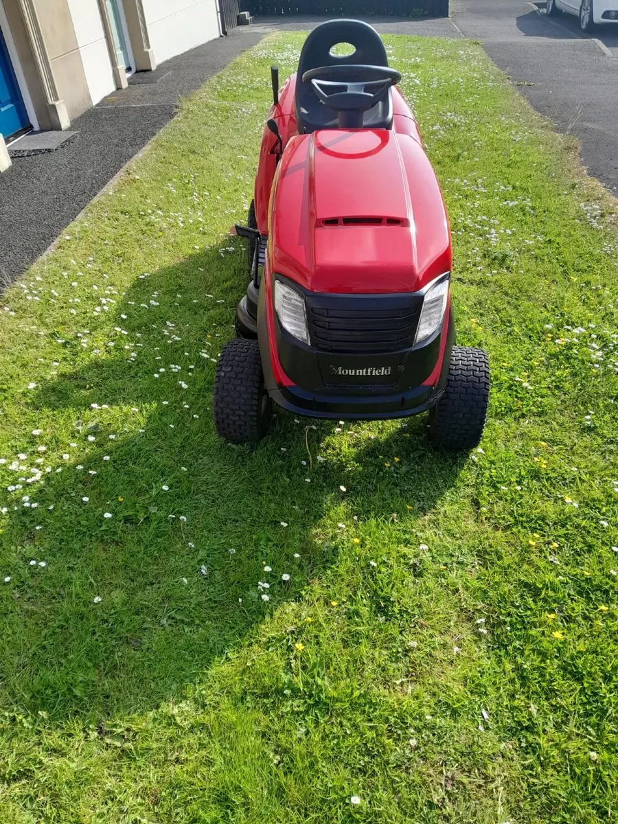 Mountfield petrol ride on lawnmower - Image 3