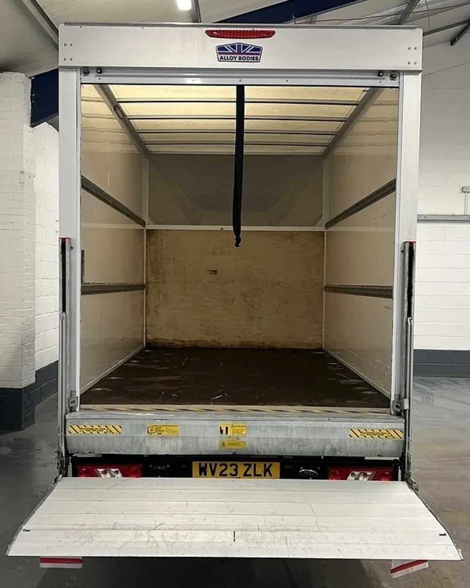 2023 Ford Transit Luton Box Van - Image 4