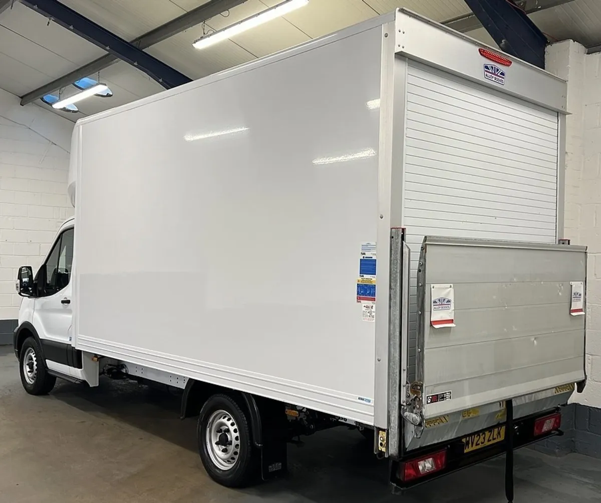 2023 Ford Transit Luton Box Van - Image 3