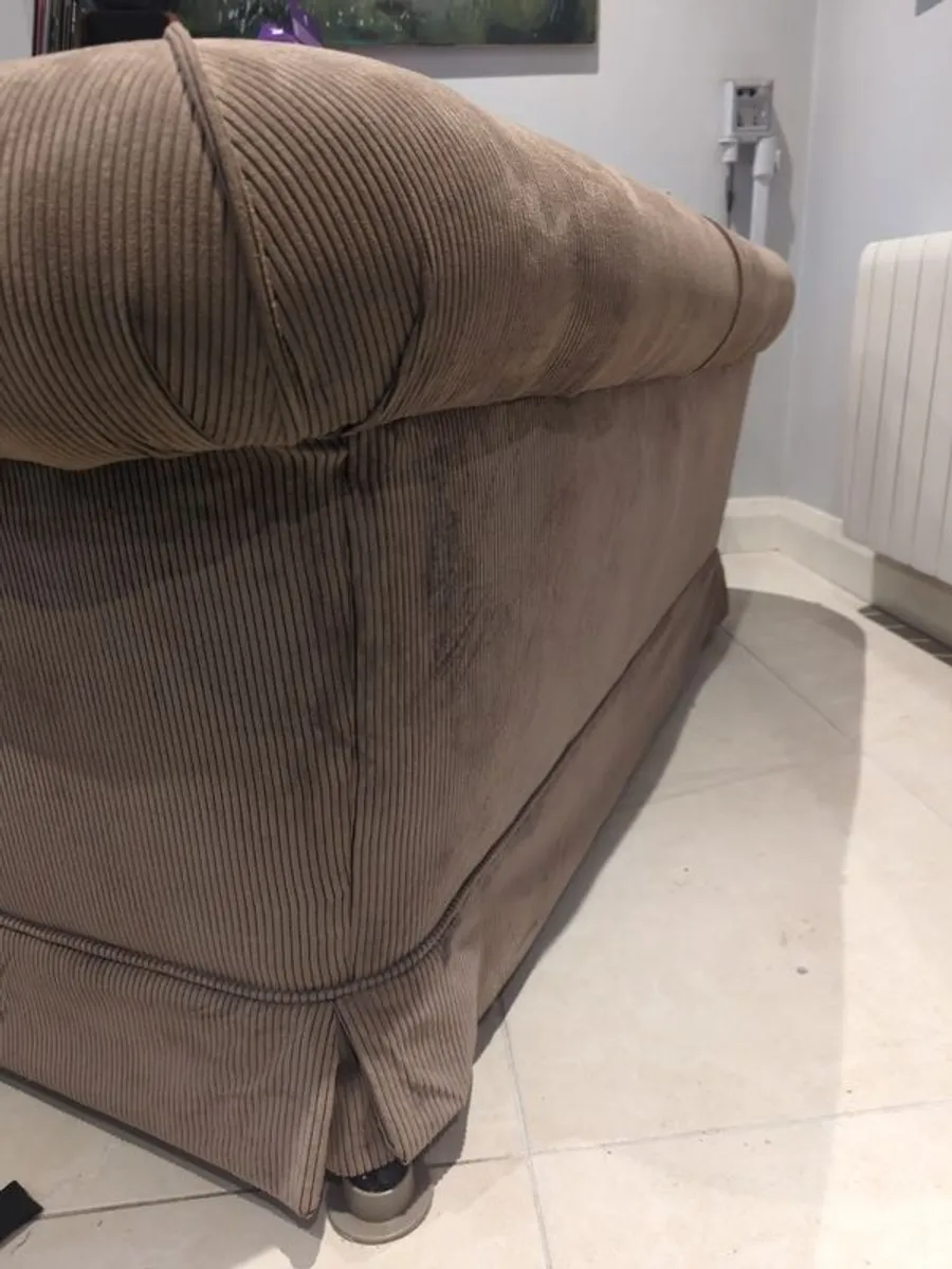 Victorian rolltop two seater couch - Image 4