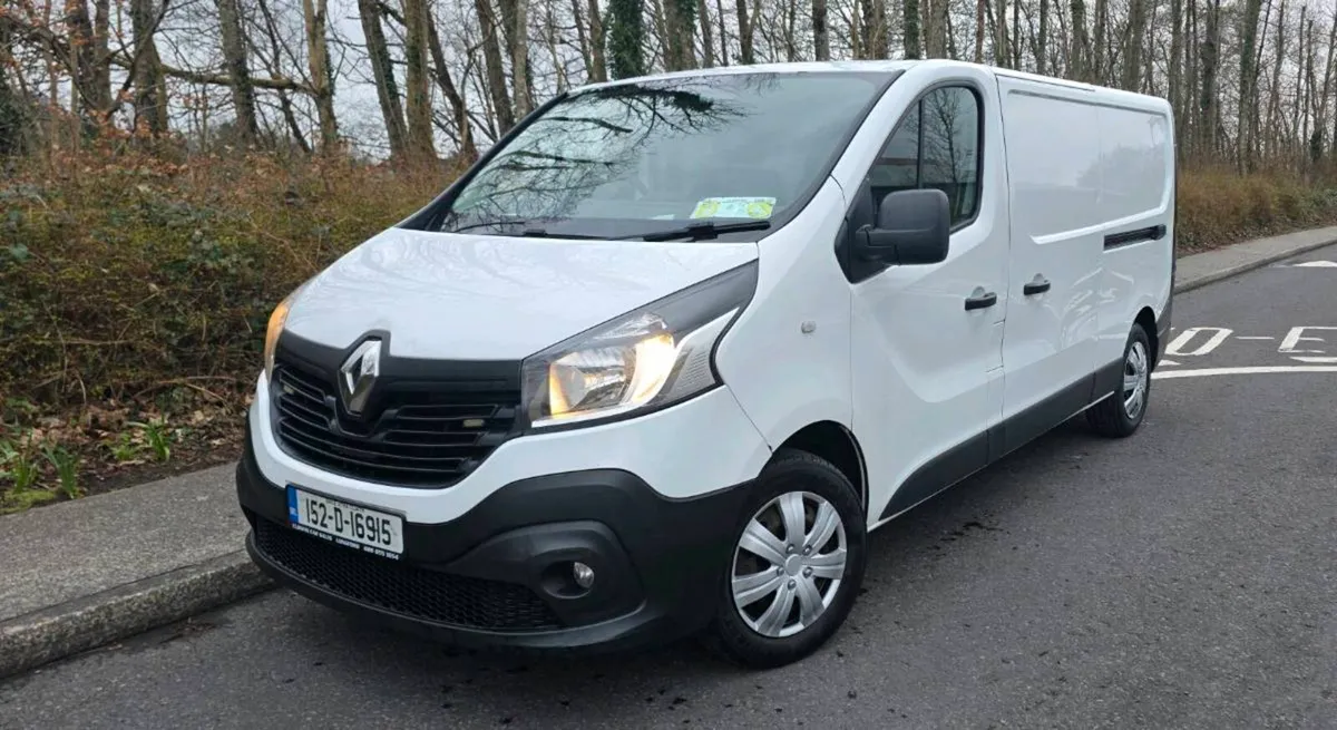 Renault Trafic 2015  New CVRT  Driving 100% - Image 3