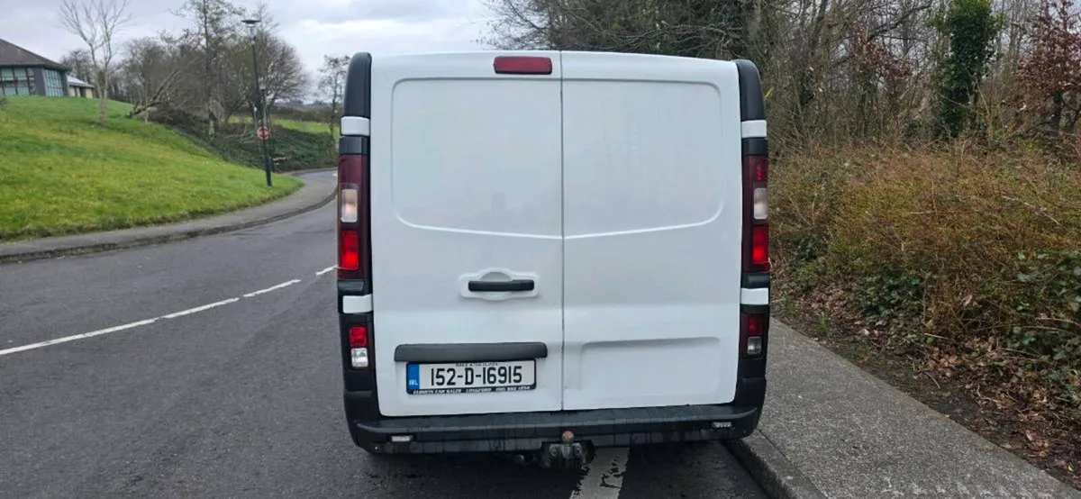 Renault Trafic 2015  New CVRT  Driving 100% - Image 4