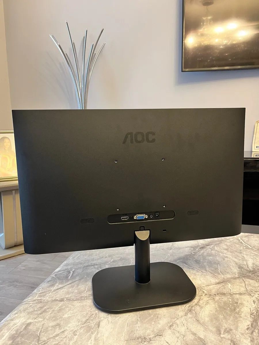 AOC 21.5" FHD Flat Monitor - Image 2