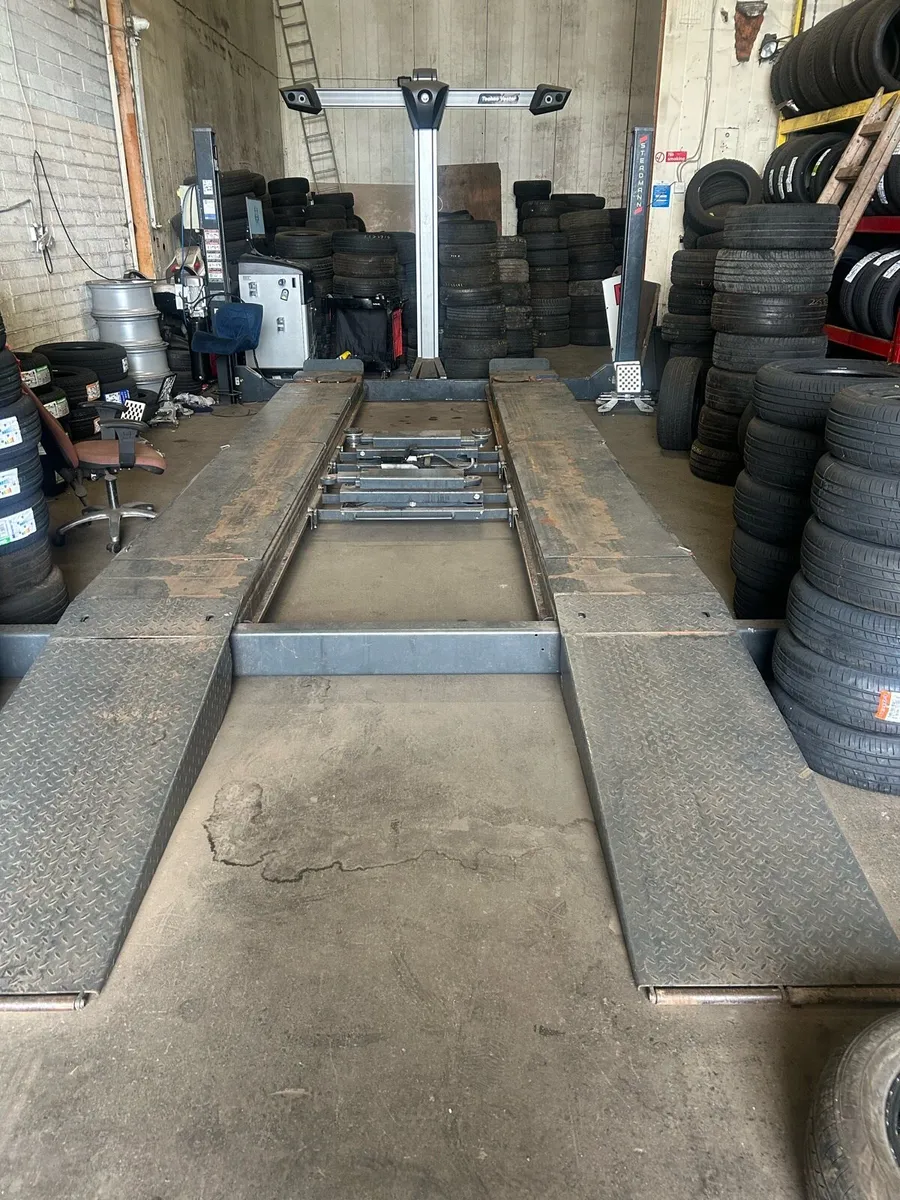 3D wheel alignment - Image 2